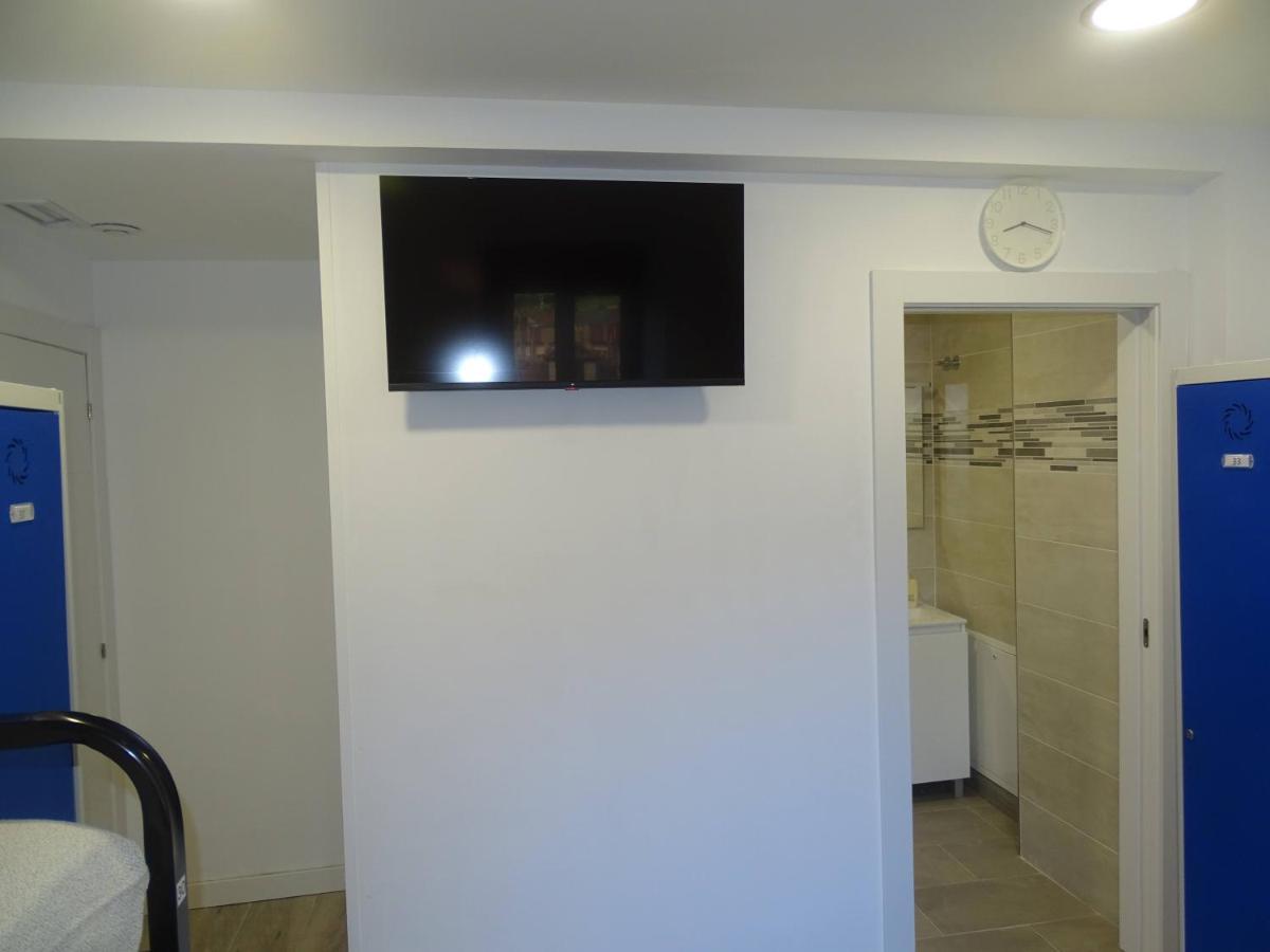 Albergue Roma Pola de Lena Exteriör bild