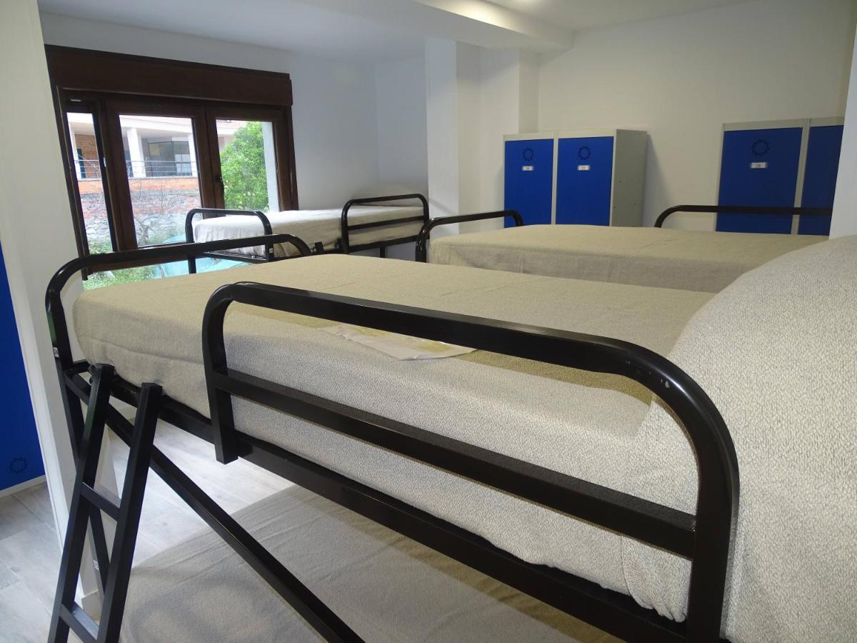 Albergue Roma Pola de Lena Exteriör bild