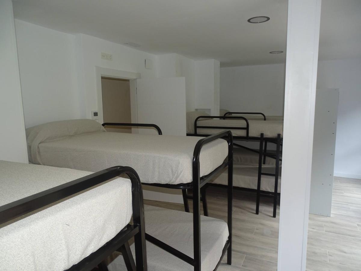 Albergue Roma Pola de Lena Exteriör bild