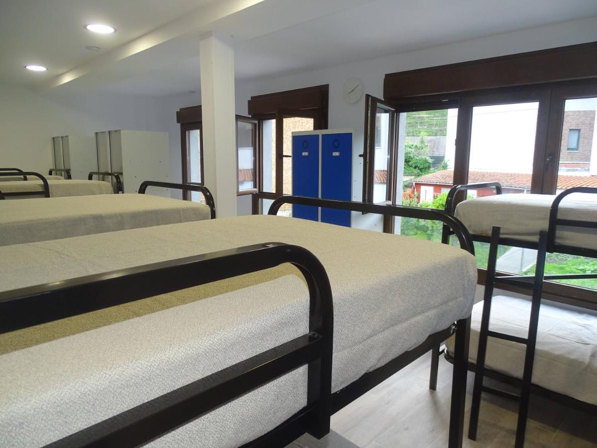 Albergue Roma Pola de Lena Exteriör bild